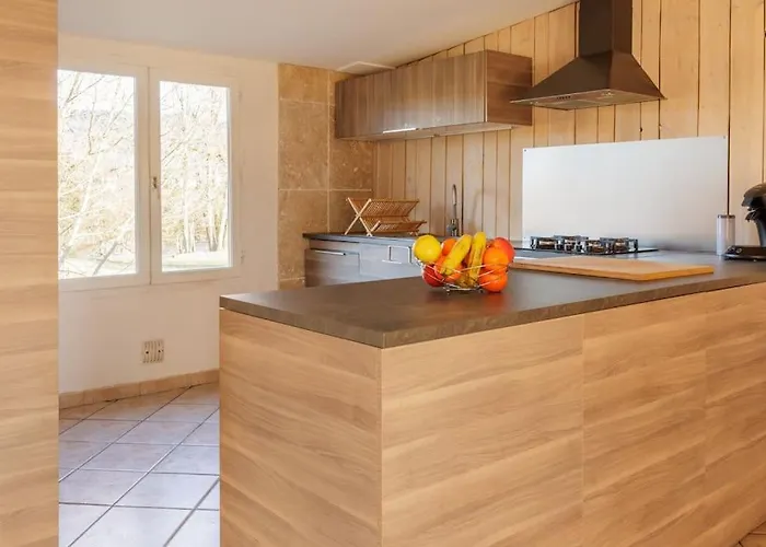 Le Garage Holiday home Lorp-Sentaraille