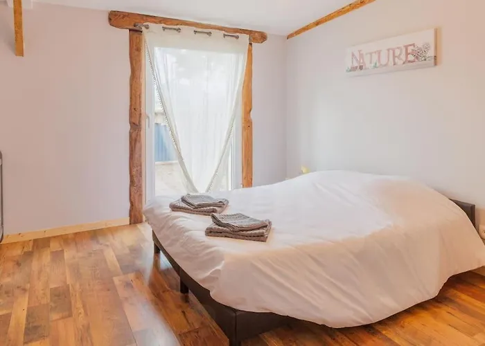 Holiday home Le Garage Lorp-Sentaraille