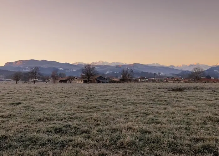 Le Garage Holiday home Lorp-Sentaraille